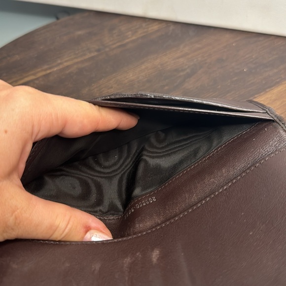 Authentic Gucci Chocolate Brown Wallet w/ Gold Hardware - Picture 8 of 10